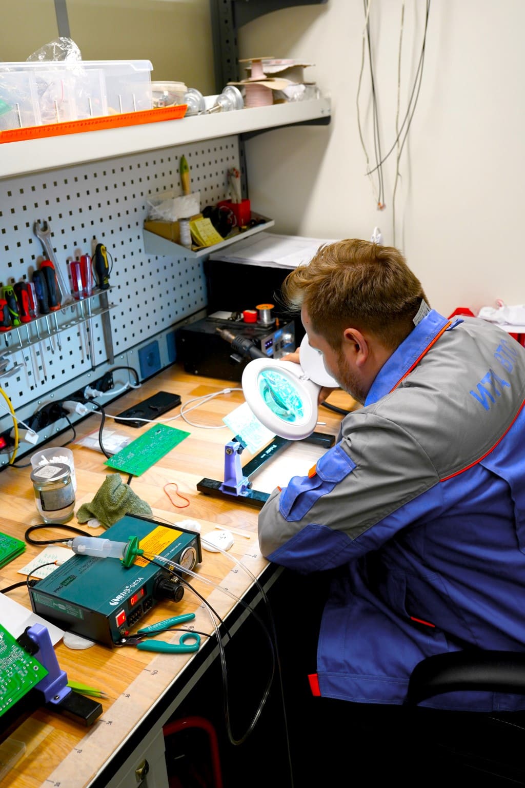 Профессиональный ремонт ИБП Ontek