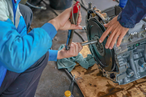 Сборка электродвигателей после ремонта